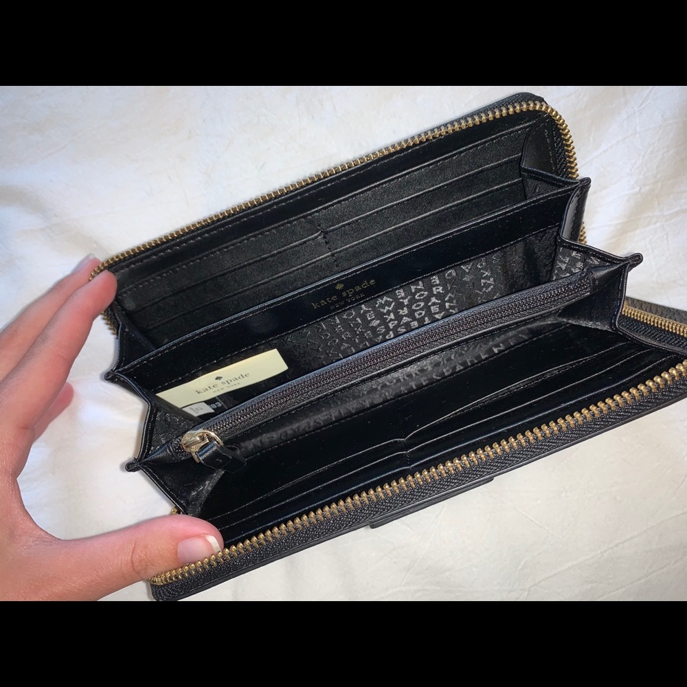 Kate Spade Wallet - Picture 3 of 3